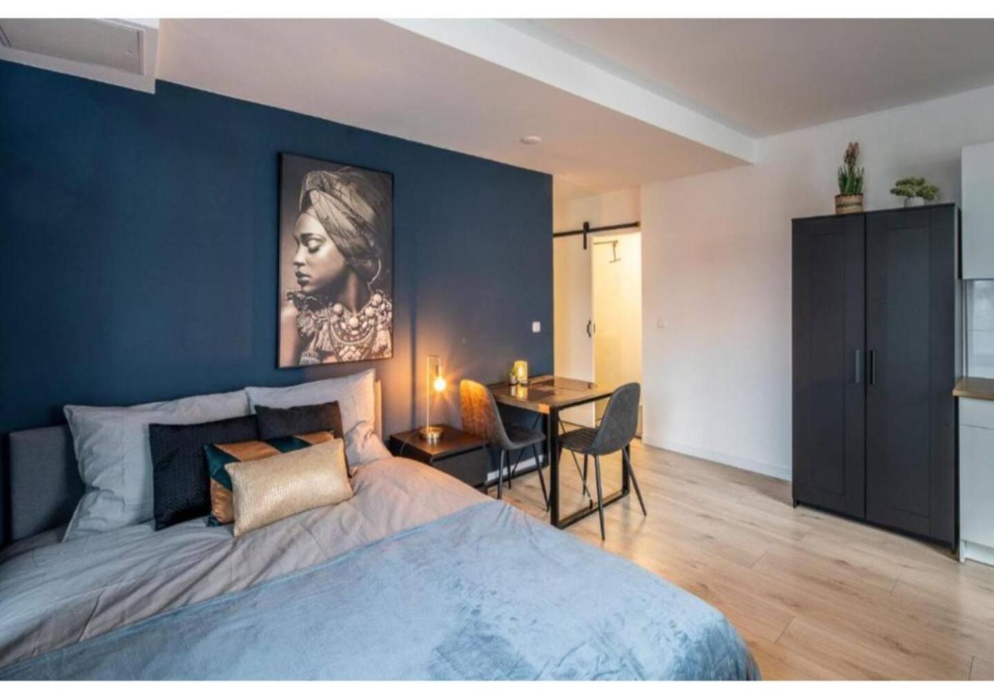 B&K Urban City Suites Tilburg Exterior photo