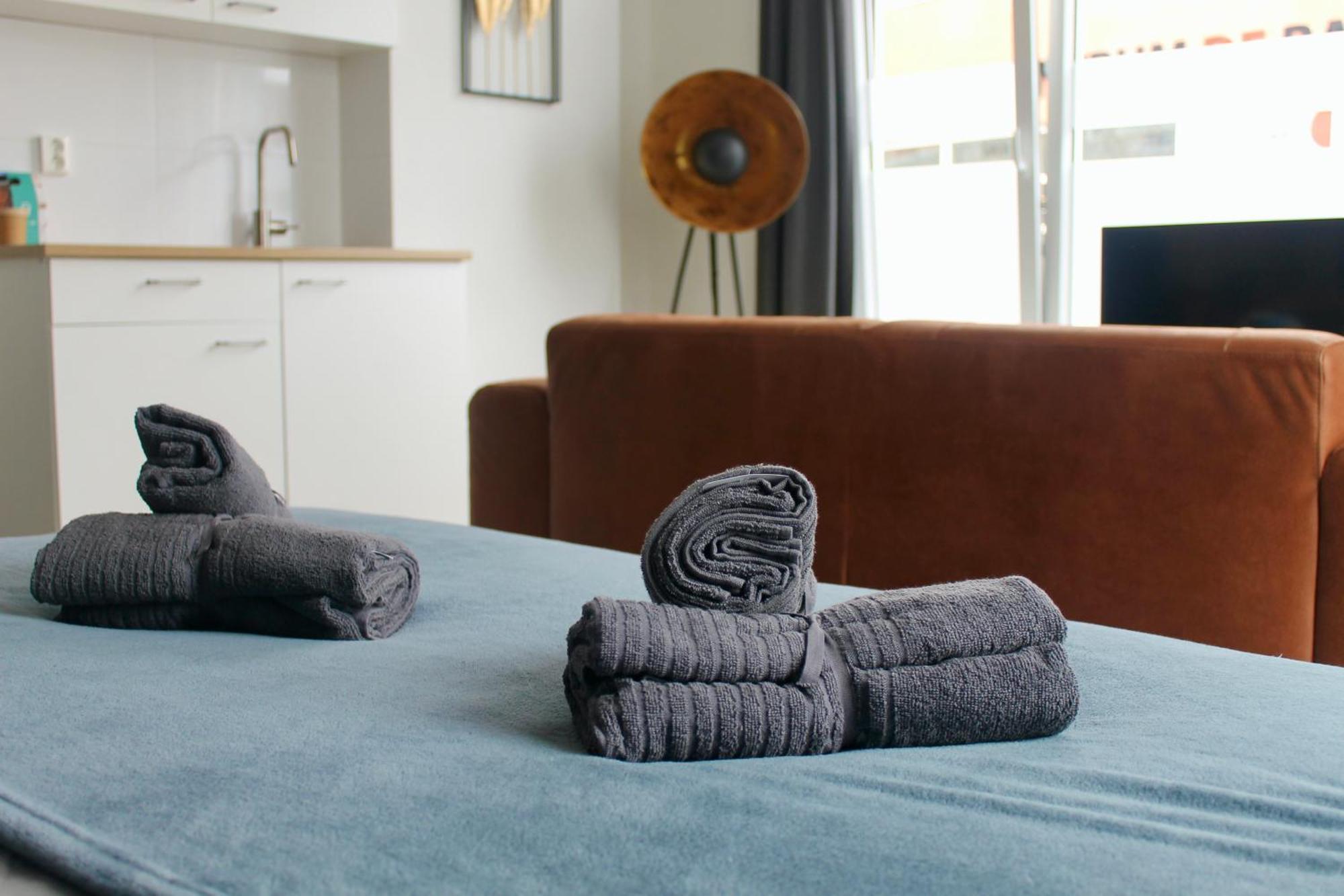 B&K Urban City Suites Tilburg Exterior photo