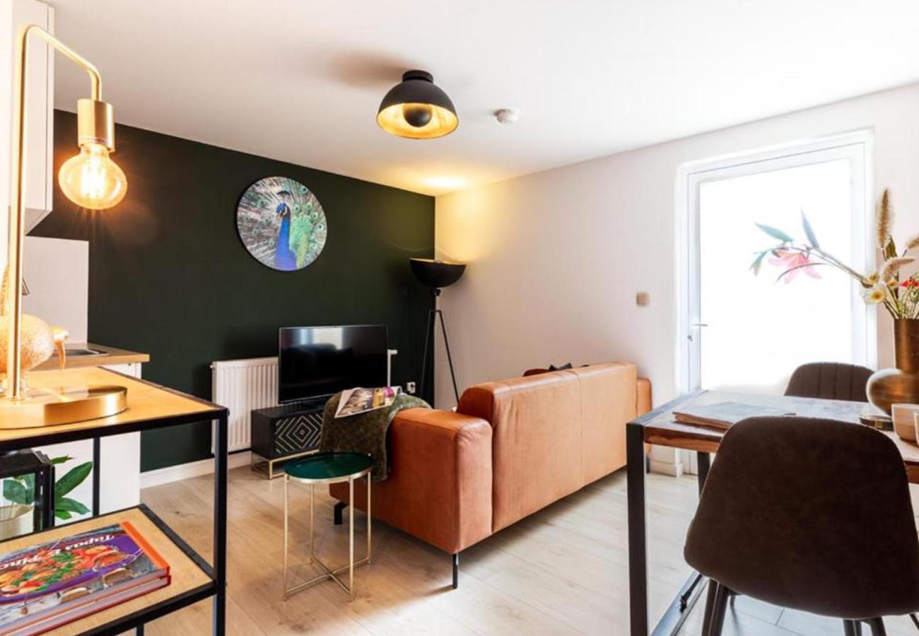 B&K Urban City Suites Tilburg Exterior photo